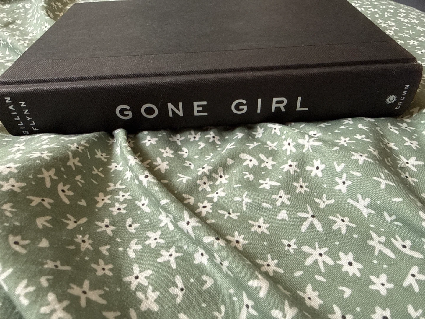 Gone Girl by Gillian Flynn - photo 3
