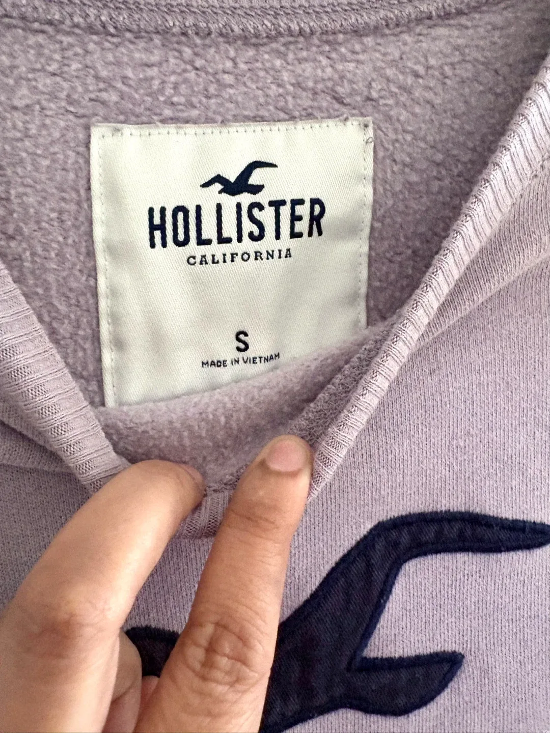 Hollister Lavender Crewneck Sweatshirt ‼️last price ‼️ image indicator(3)