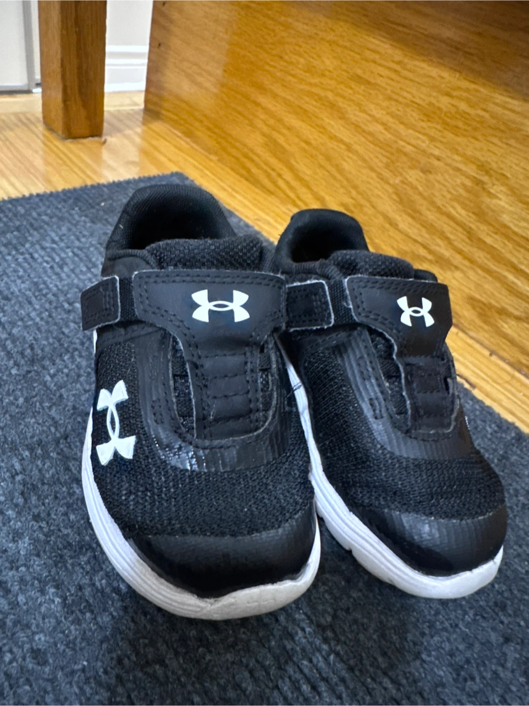 Under Armour Toddler Shoes - Black & White - photo 2