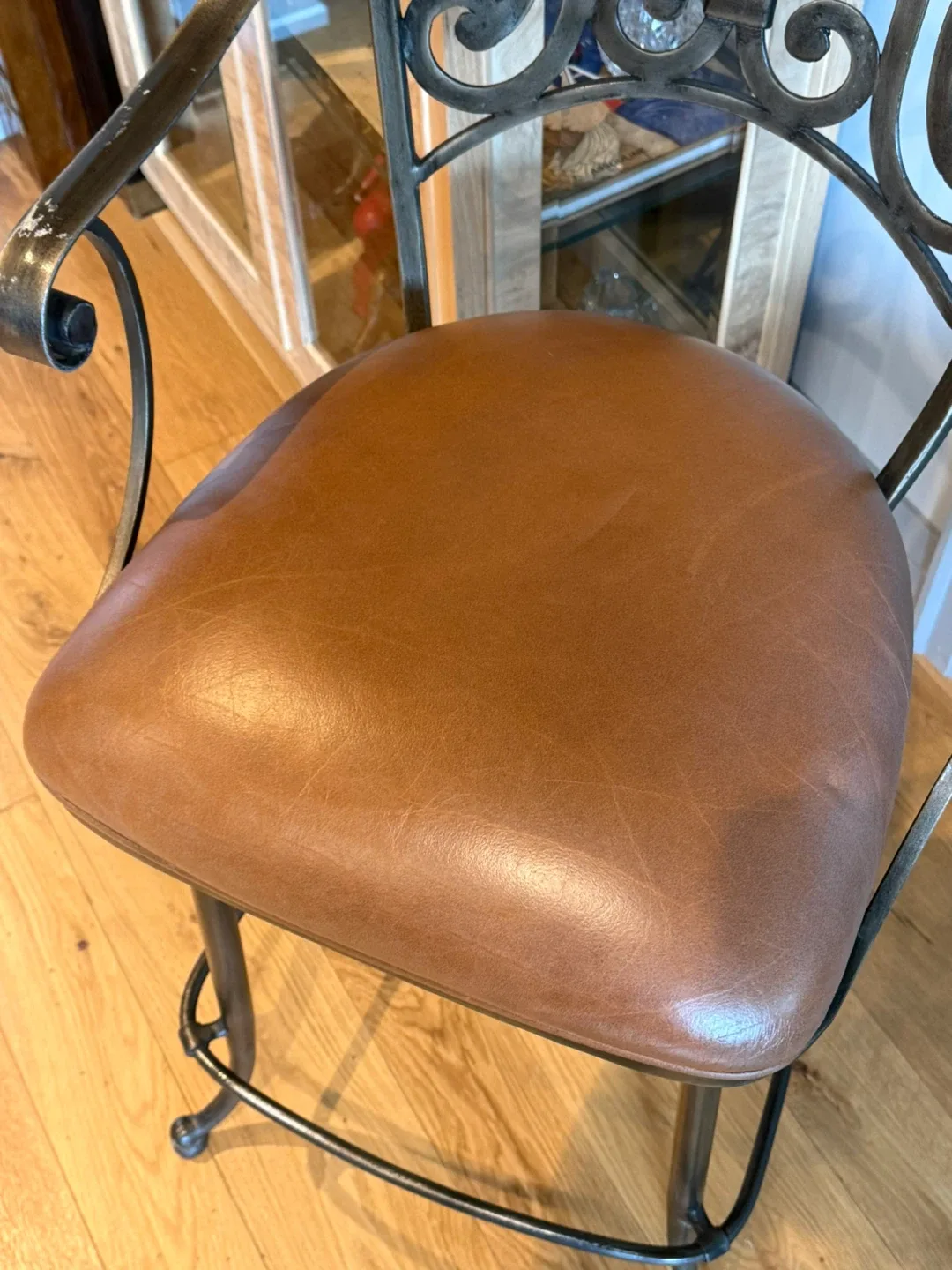 Ethan Allen Counter Stools image indicator(5)