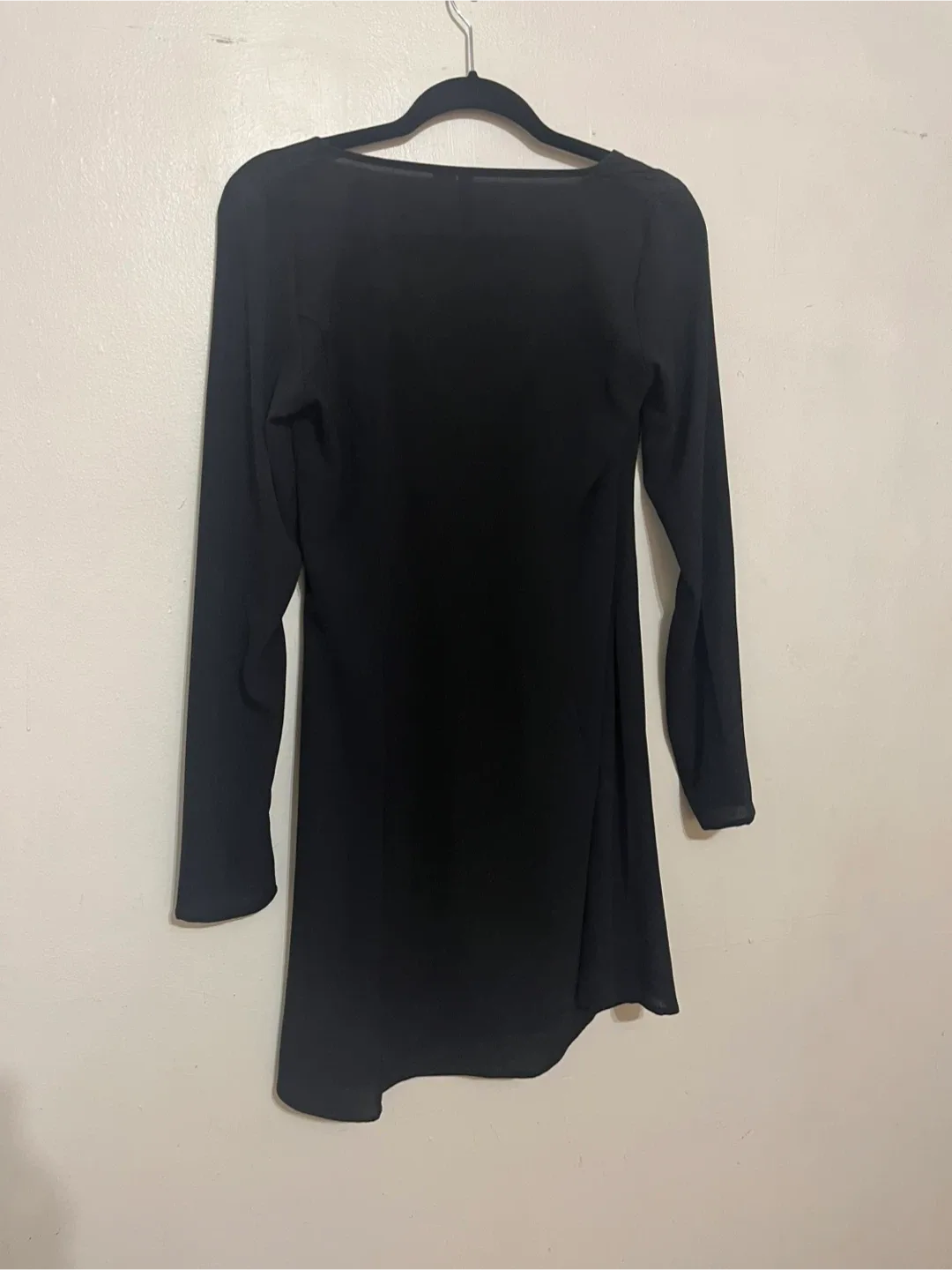 H&M Divided Black Dress - Size 4 image indicator(3)