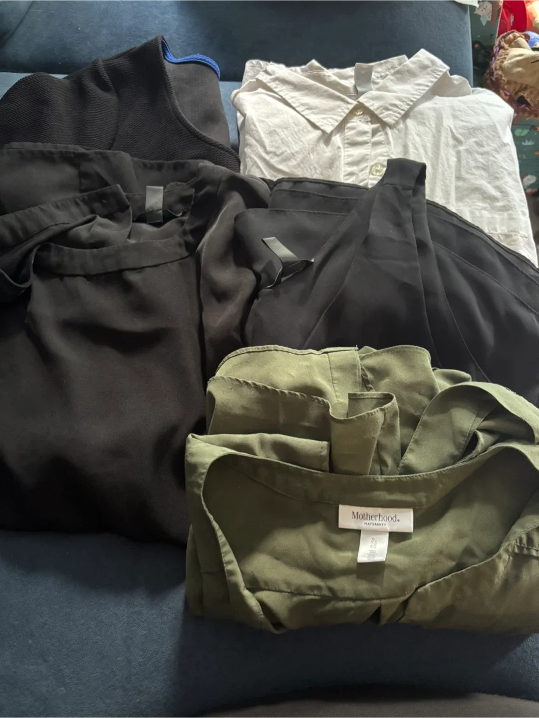 Maternity clothes lot image indicator(6)