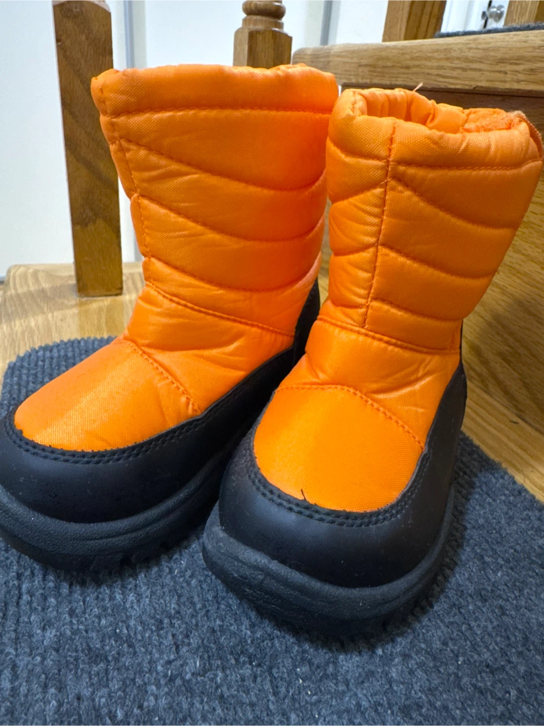 Winter Boots- mountain warehouse size US 7
