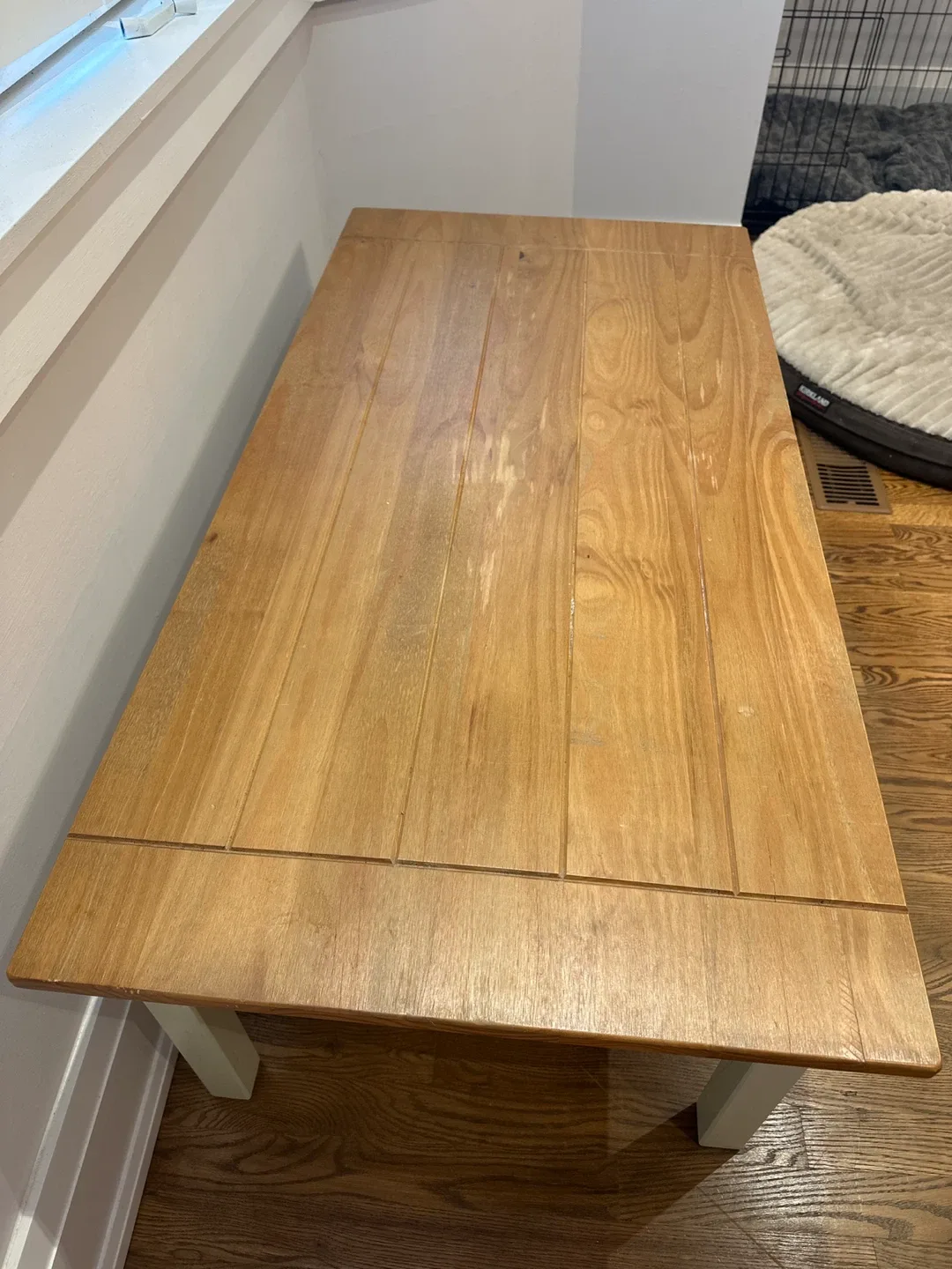 🧡Wood Coffee Table- Super great condition!! image indicator(6)