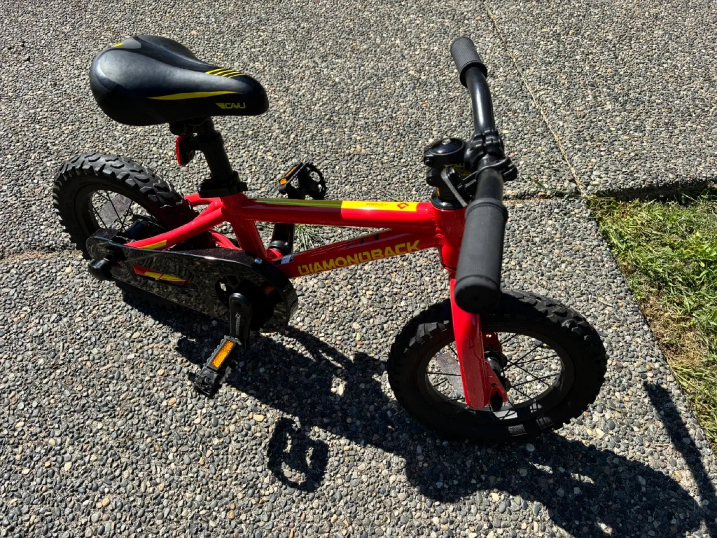 🚲 $120 Kids’ Diamondback Bike – Excellent Condition! image indicator(2)