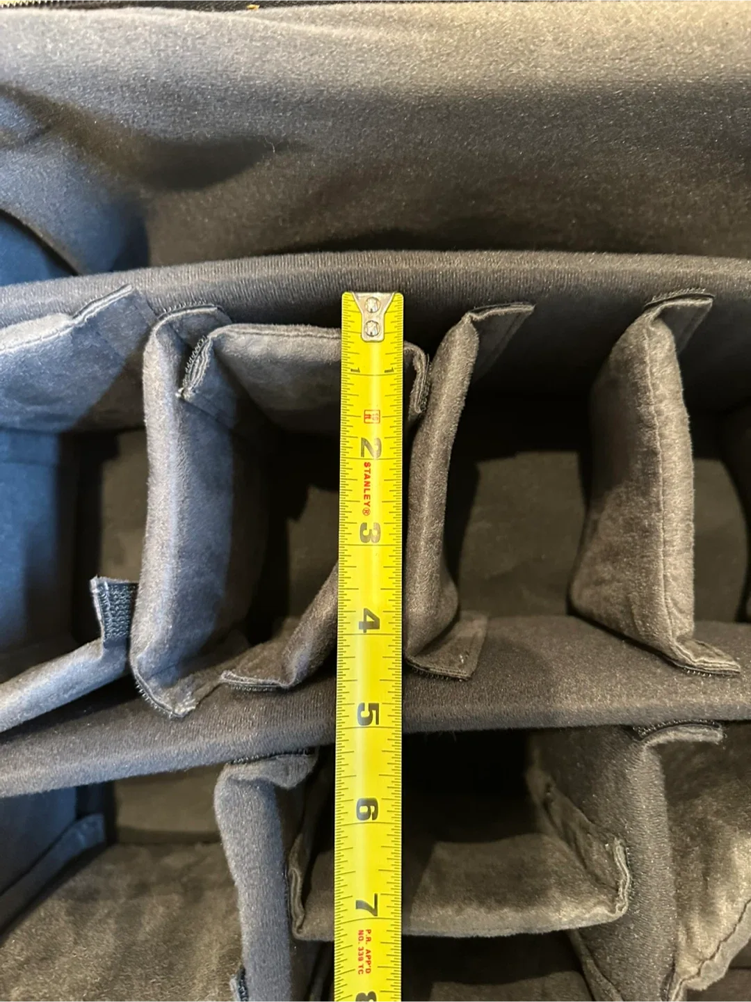 Vanguard Camera Equipment Bag - Black - 21x16x8 inch image indicator(8)