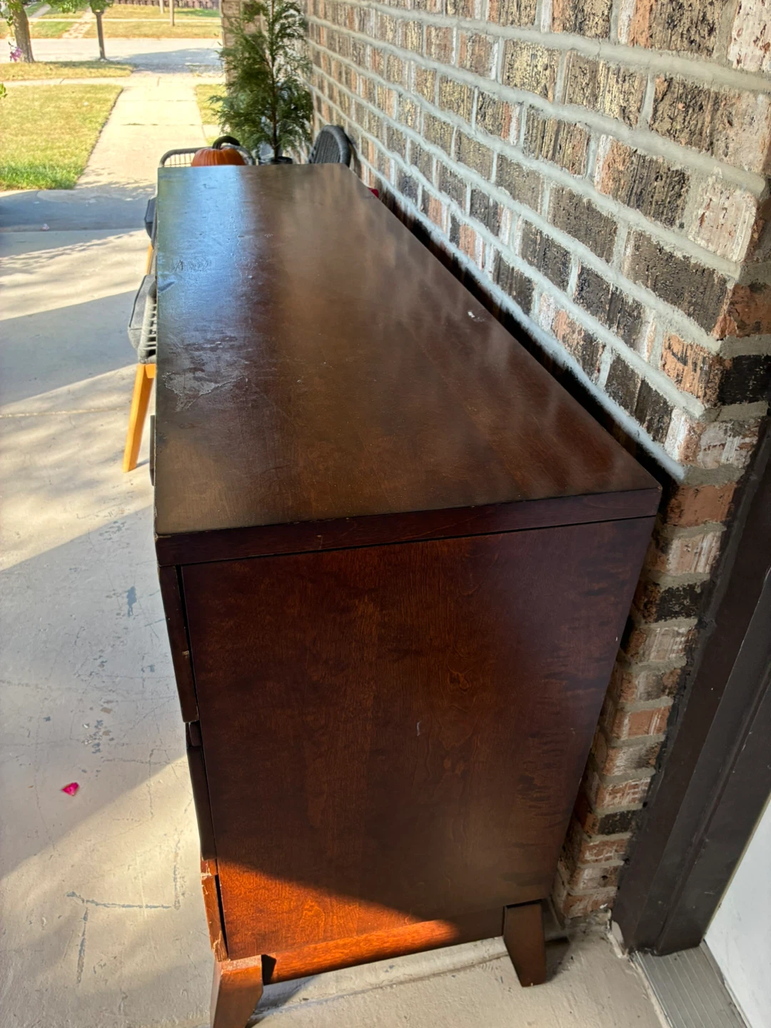 Wood Dresser - 6 Drawer - photo 3