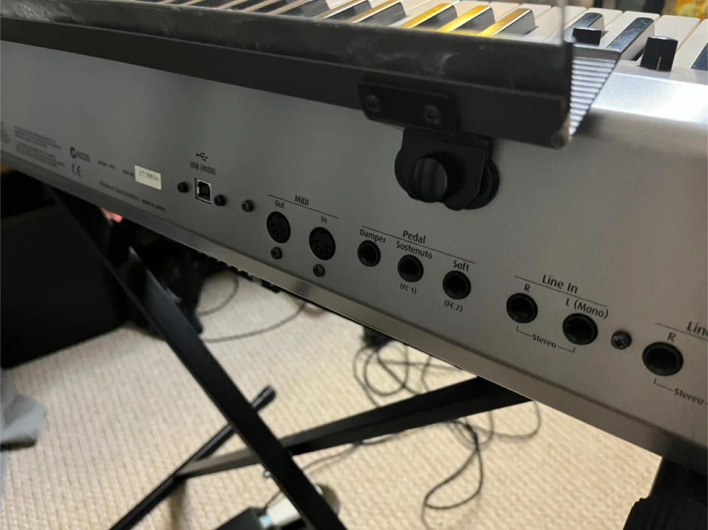 Roland FP-2 Digital Piano image indicator(3)