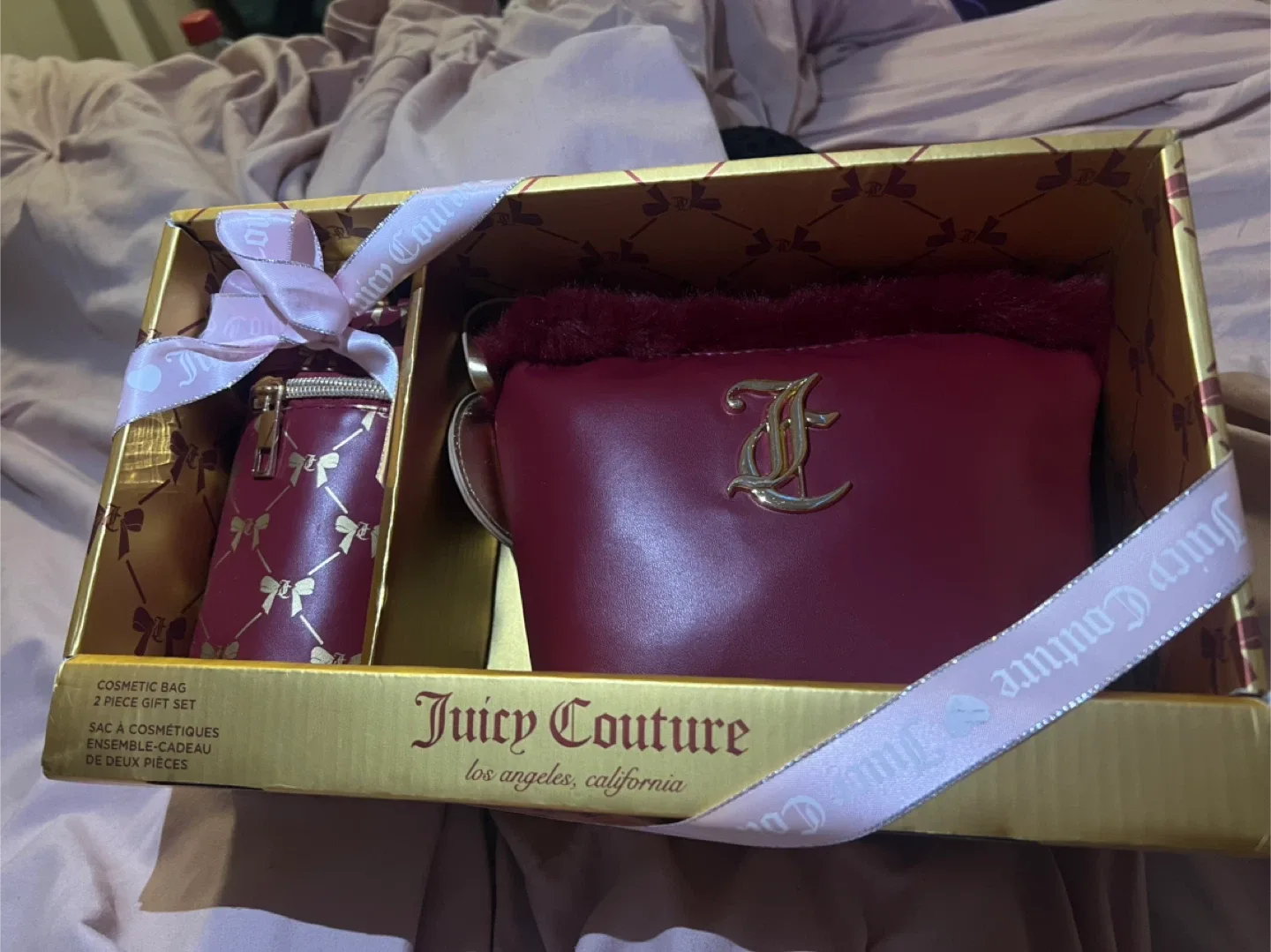 Juicy Couture 2-Piece Cosmetic Bag Gift Set - New in Box! thumbnail