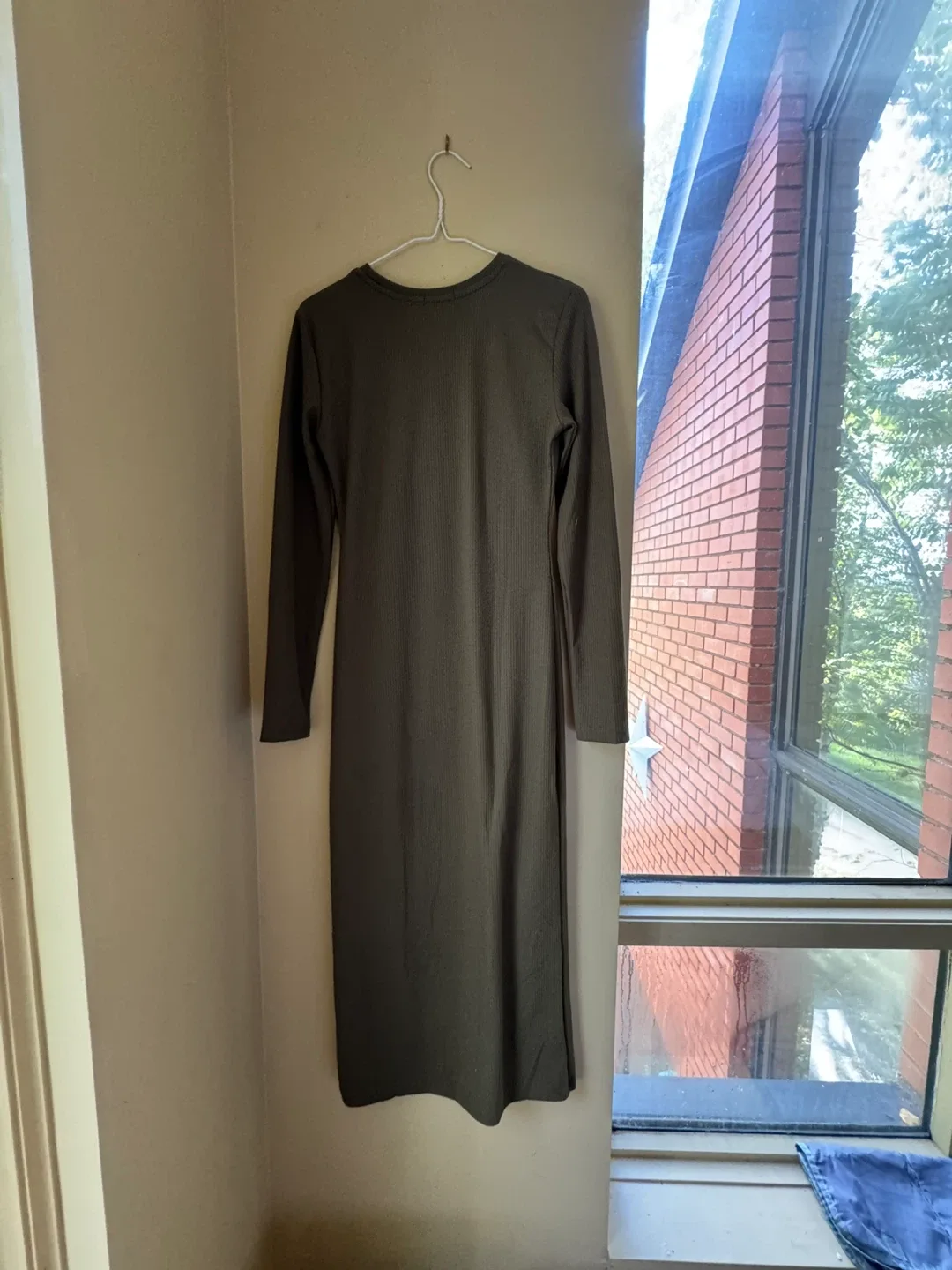 Stradivarius Olive Green Ribbed Midi Dress - Size S image indicator(2)