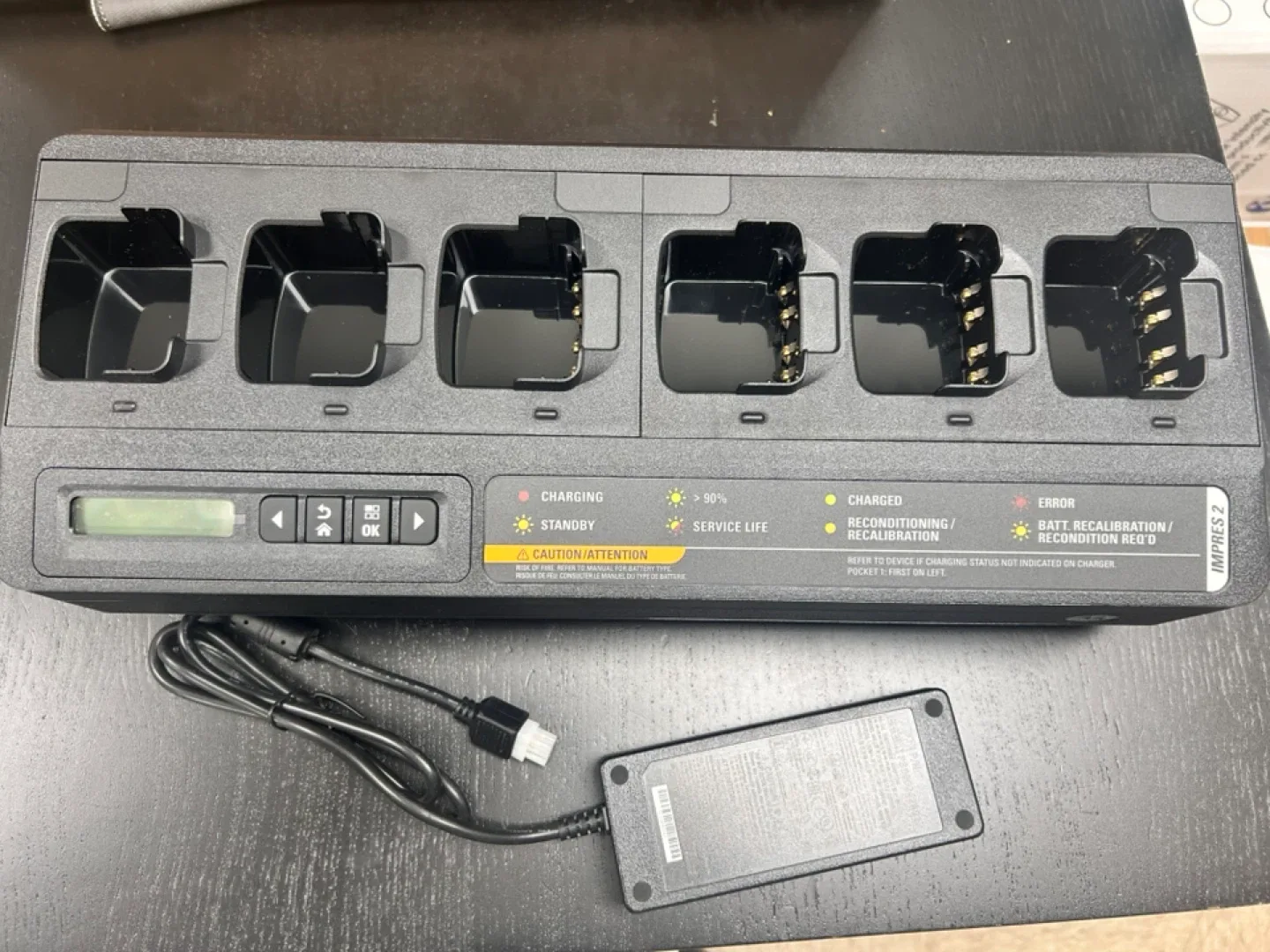 Motorola IMPRES 2 Multi Unit Charger image indicator(2)