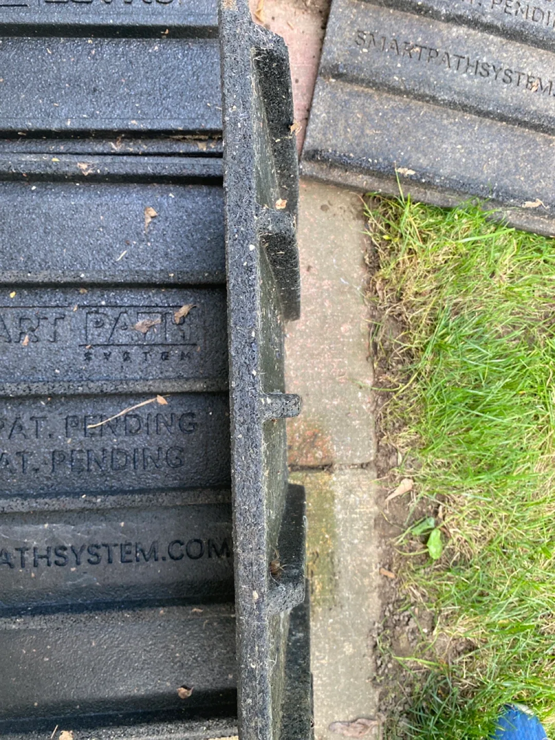 Smart Path System Interlocking Pathway Tiles image indicator(2)