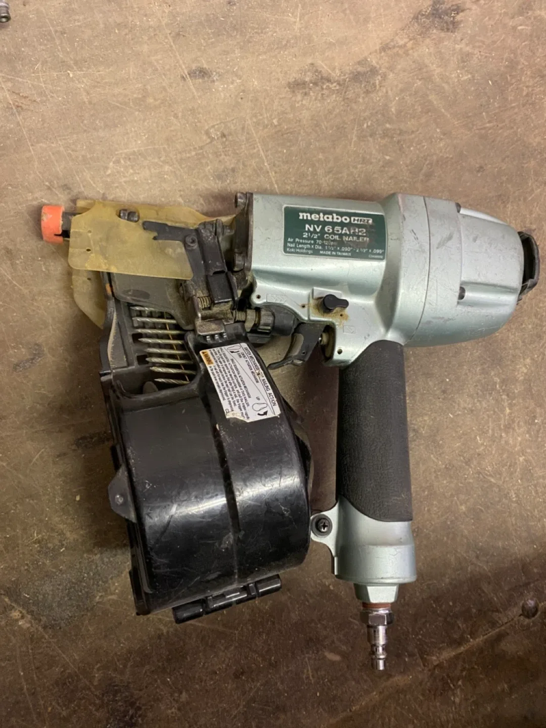 Metabo HPT NV 65AH2 2 1/2" Coil Nailer thumbnail