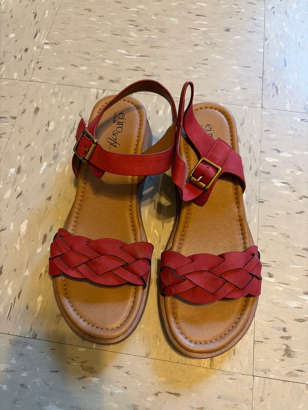 Eurosoft McKaila Red Sandals - Size 8M 🧡 thumbnail