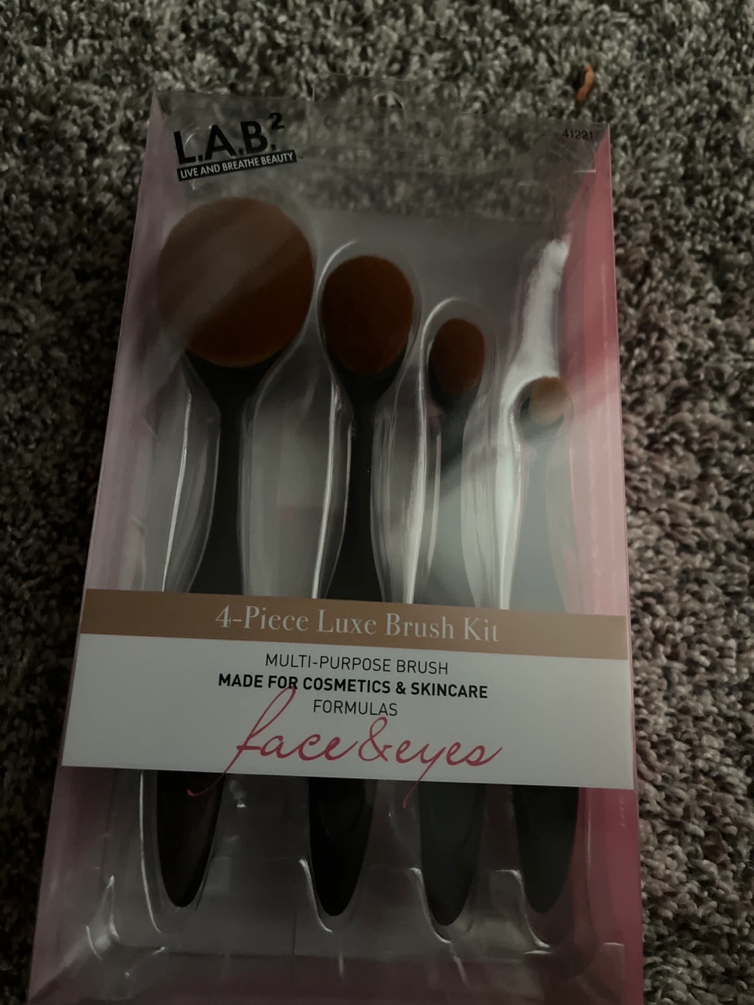 $10 L.A.B.2 4-Piece Luxe Brush Kit - New!