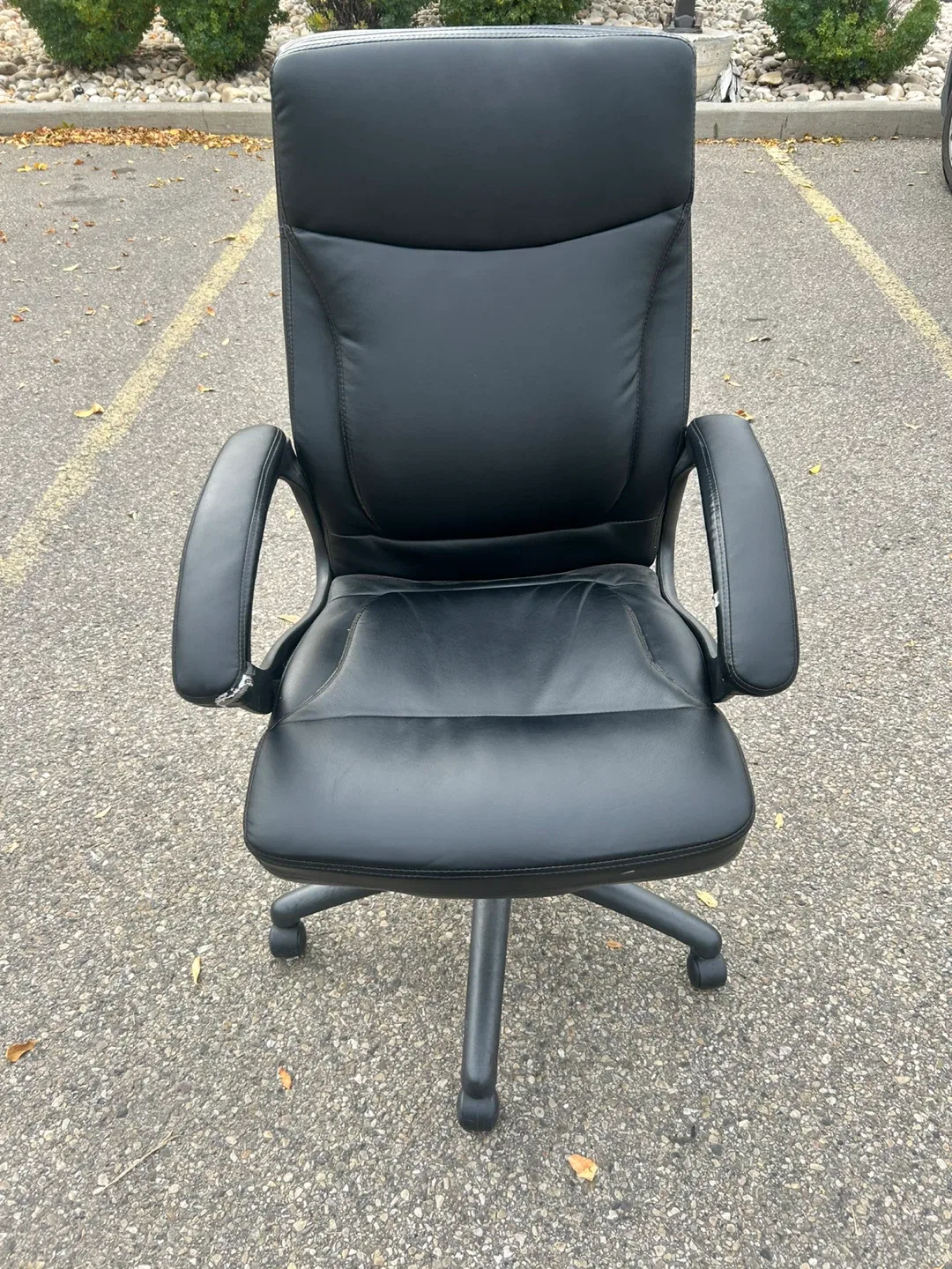 Black Office Chair thumbnail