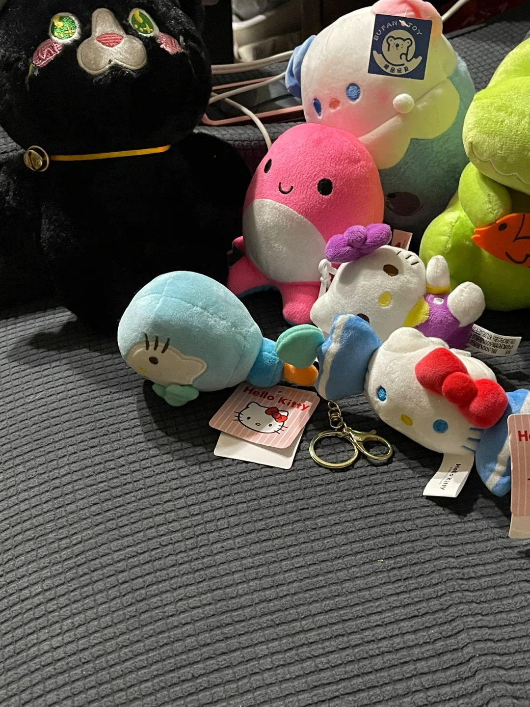 Brand new  7 pcs Assorted Plush Toys - Hello Kitty, Aoger image indicator(6)