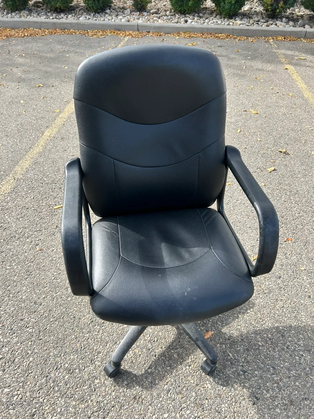 Black Office Chair thumbnail