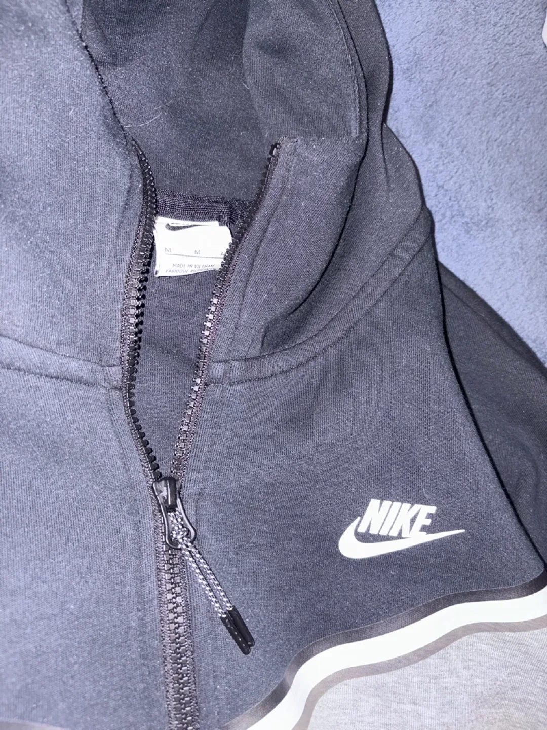 Nike Tech Fleece Hoodie - Size M image indicator(2)