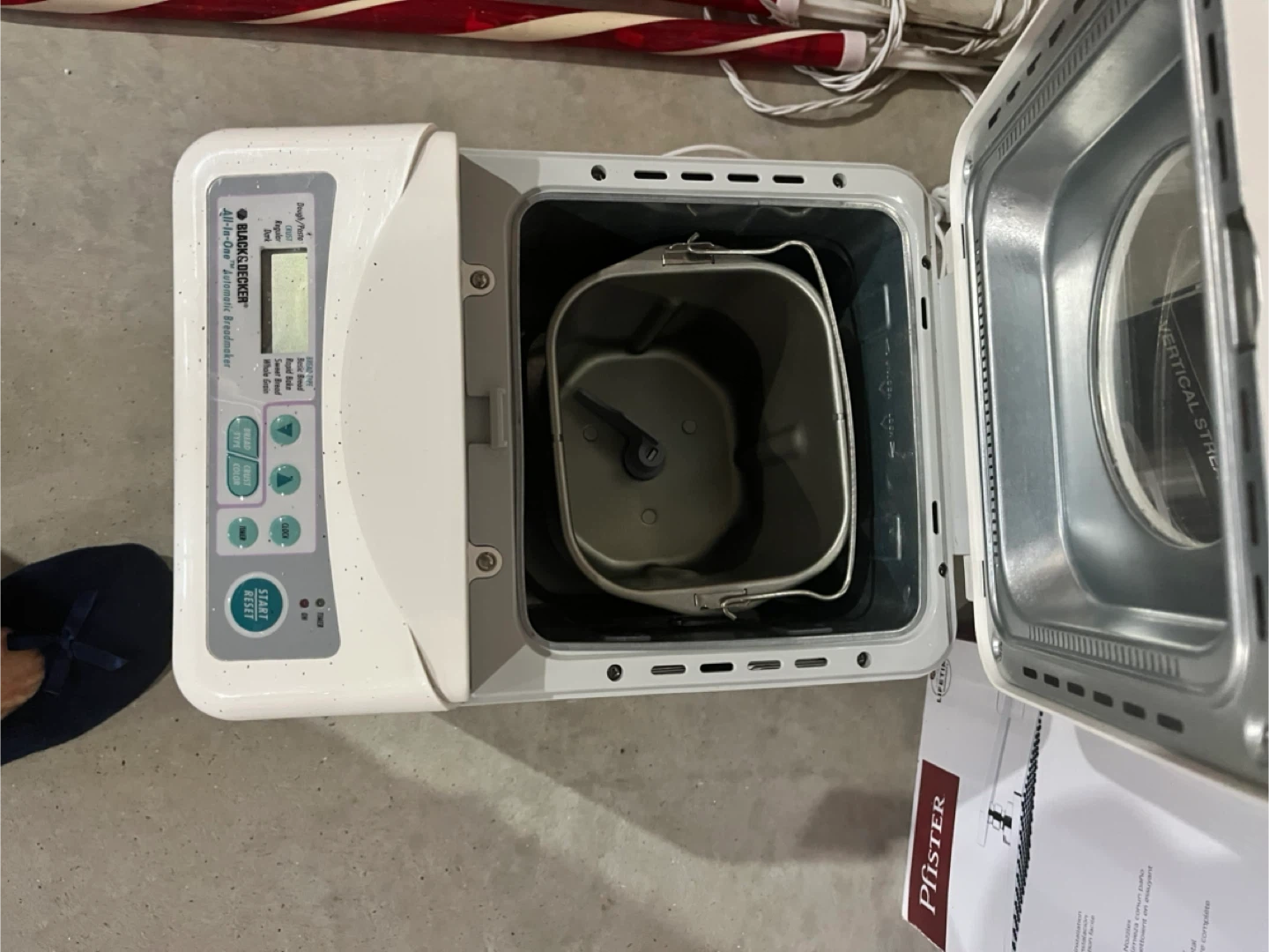 Black & Decker All-in-One Automatic Breadmaker - photo 2