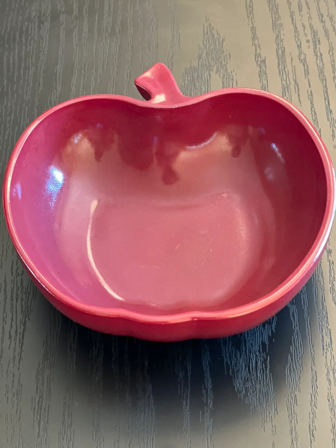 Hazel-Atlas "Orchard" red milk glass apple bowls - set of 4 image indicator(3)