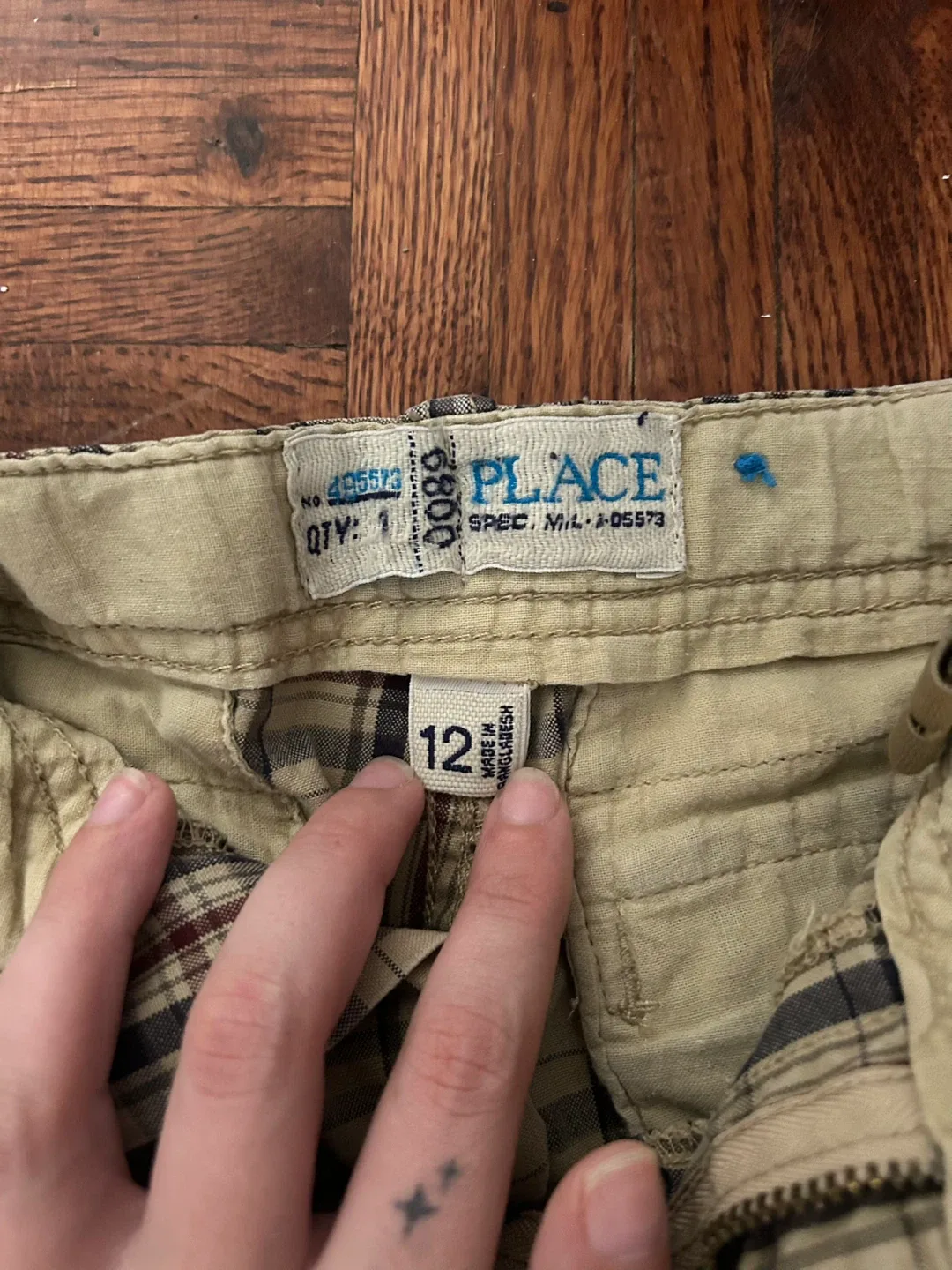 Y2K plaid jorts image indicator(2)