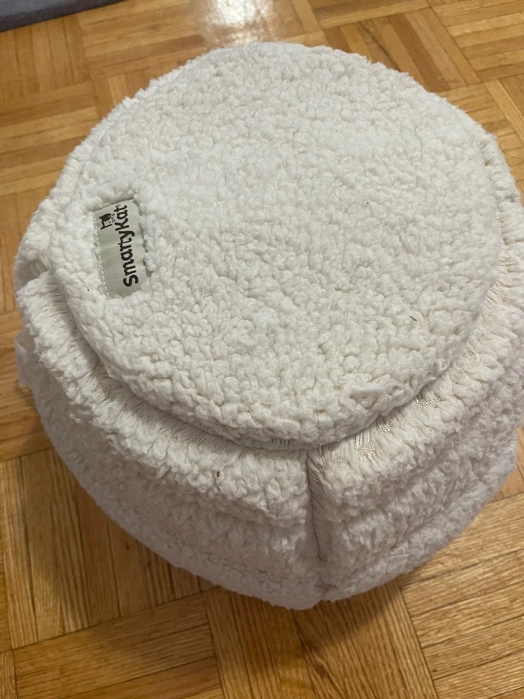 SmartyKat Cozy Cave Cat Bed image indicator(2)