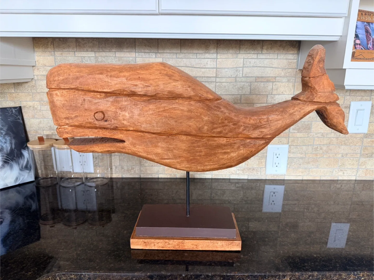 Wooden Whale Carving image indicator(2)