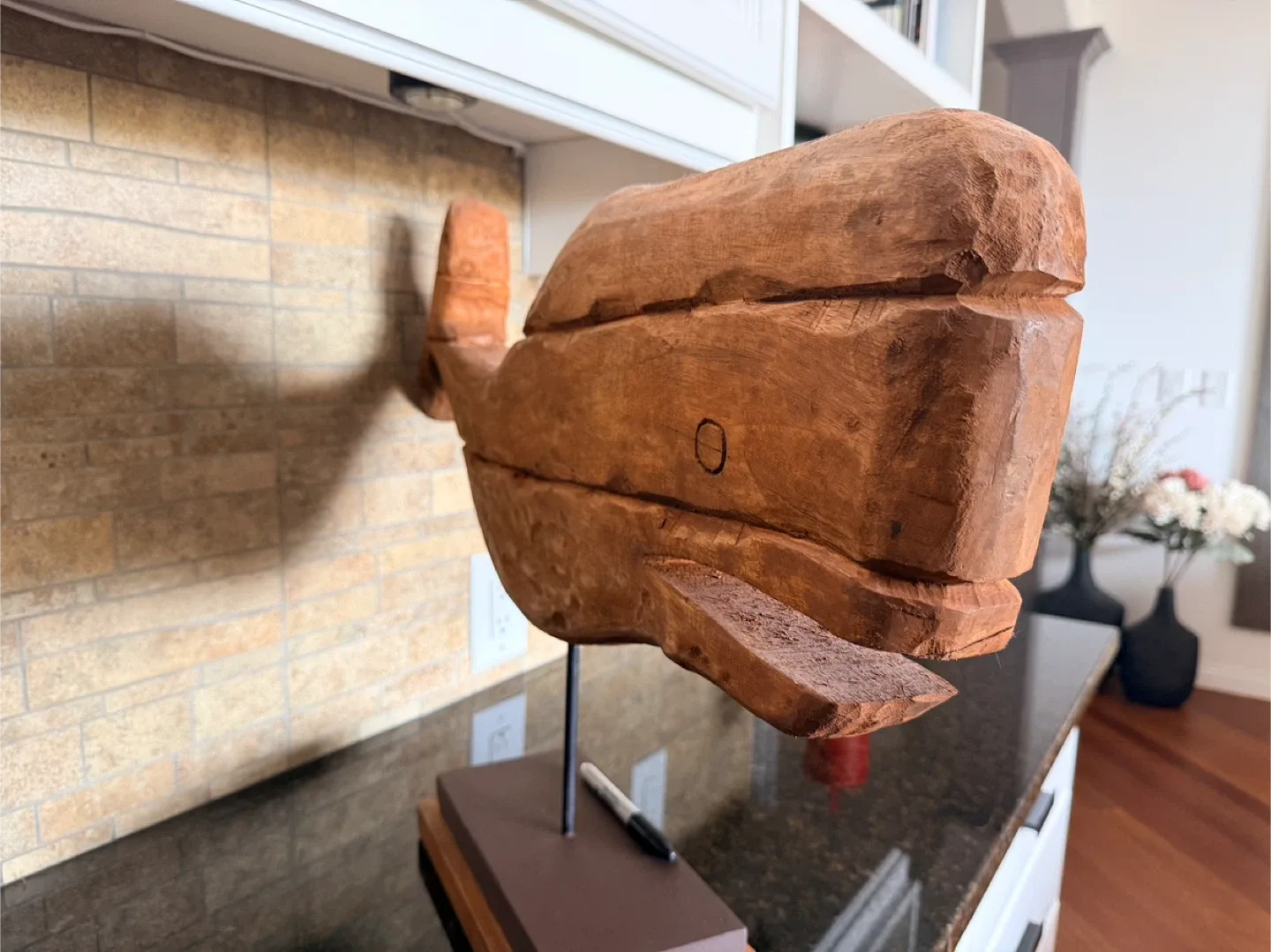 Wooden Whale Carving image indicator(4)