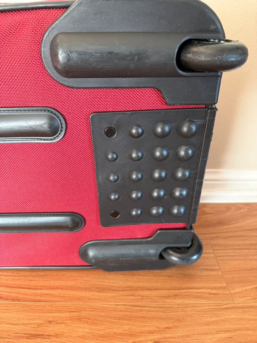 Samsonite Carry-On Suitcase 💰Price Negotiable: fair offer! image indicator(9)