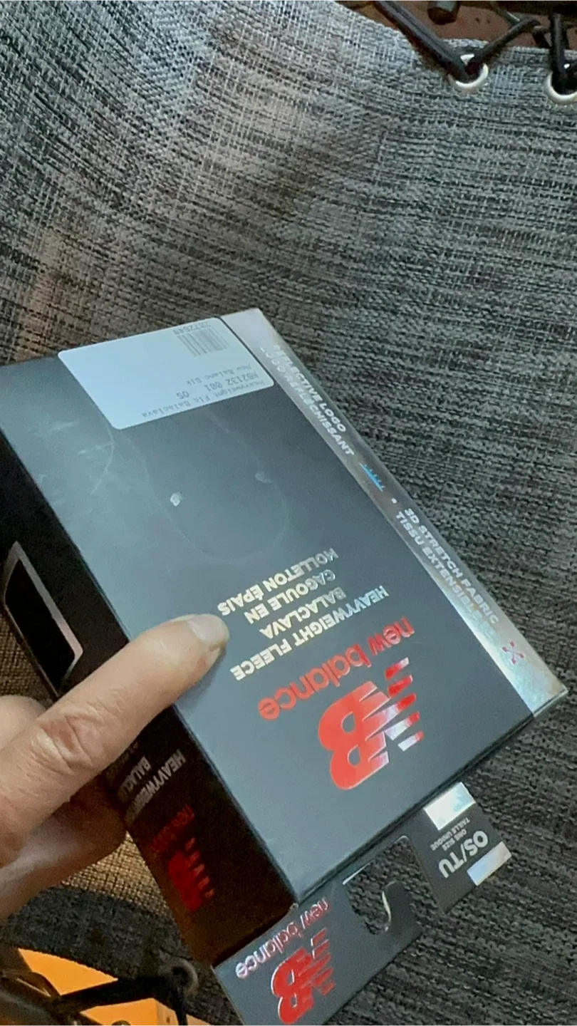 New Balance Heavyweight Fleece Balaclava - New in Box! image indicator(7)