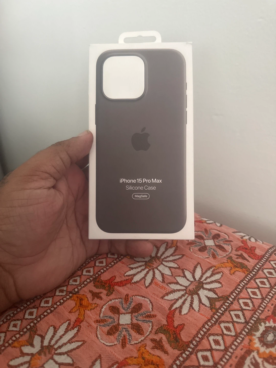 New Apple iPhone 15 Pro Max Silicone Case - Black - photo 2