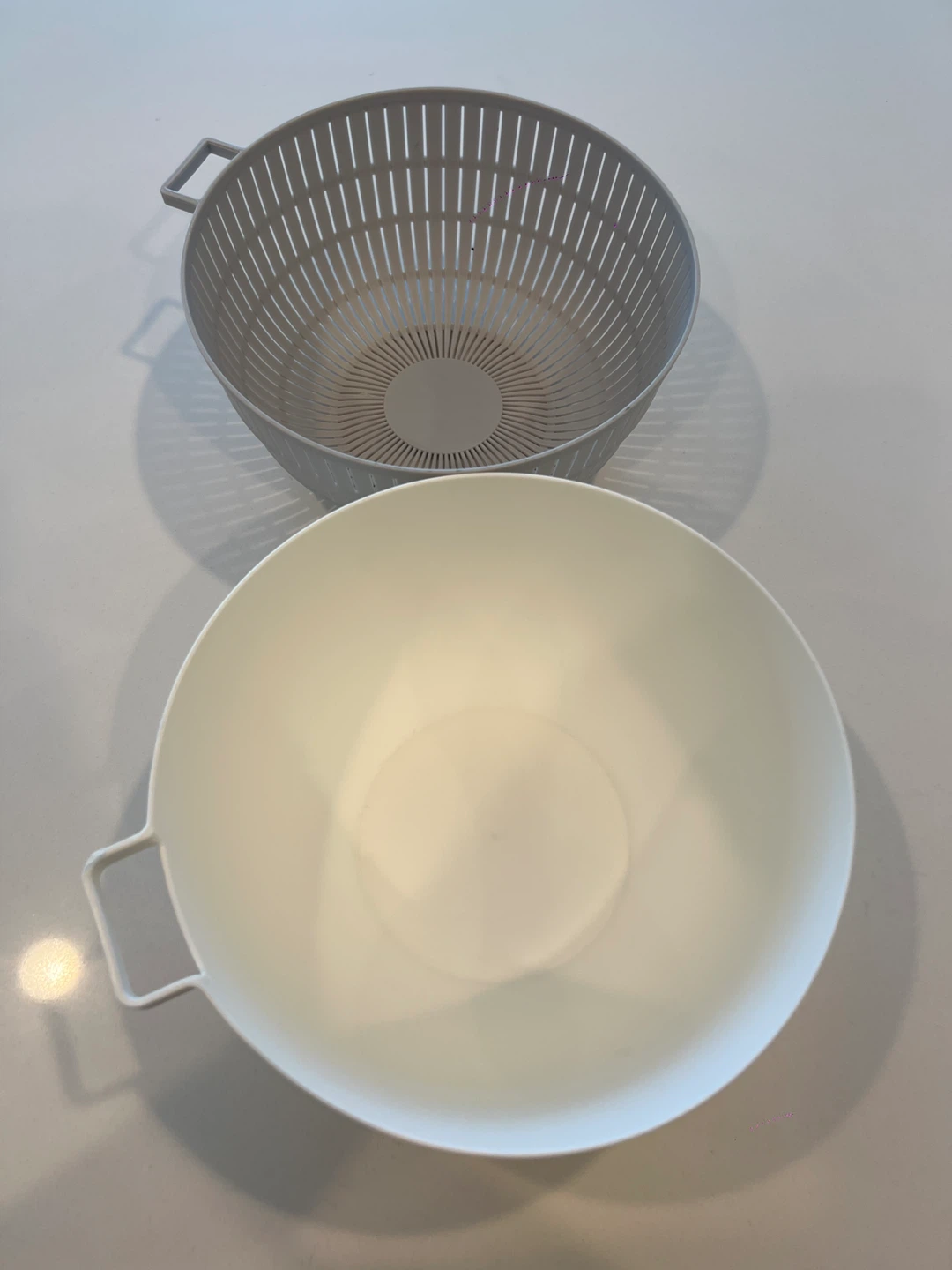 White Colander and Bowl Set - photo 3