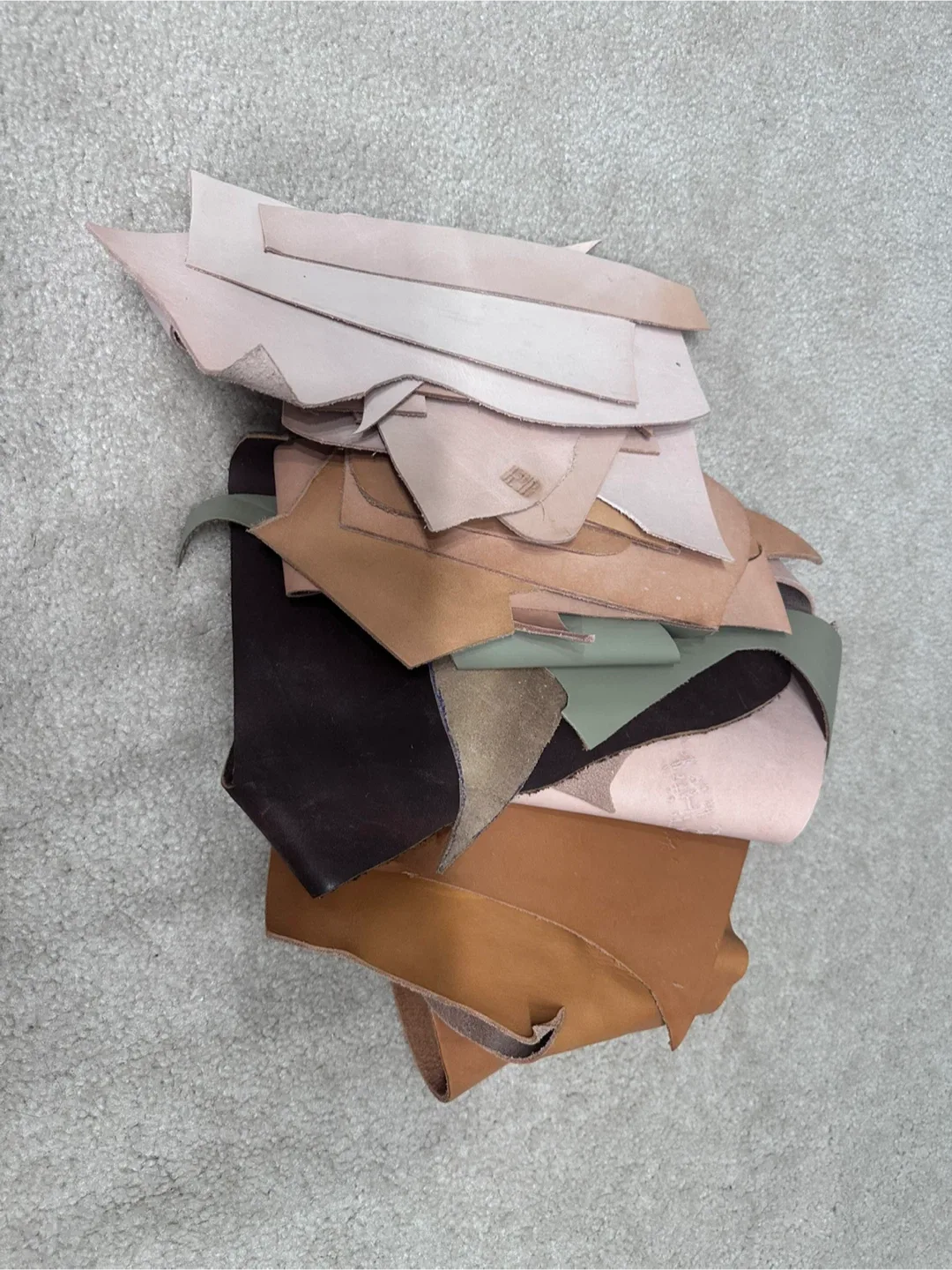 Assorted Leather Scraps thumbnail