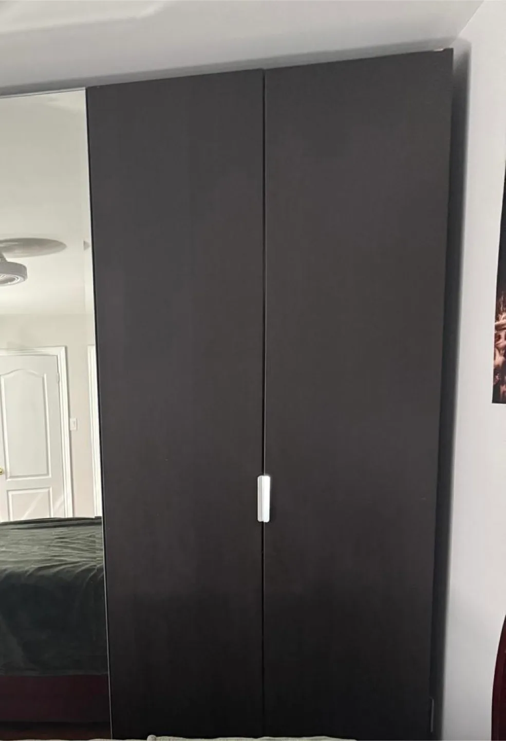 Dark Brown Wardrobe with Mirror Door very excellent condition image indicator(3)