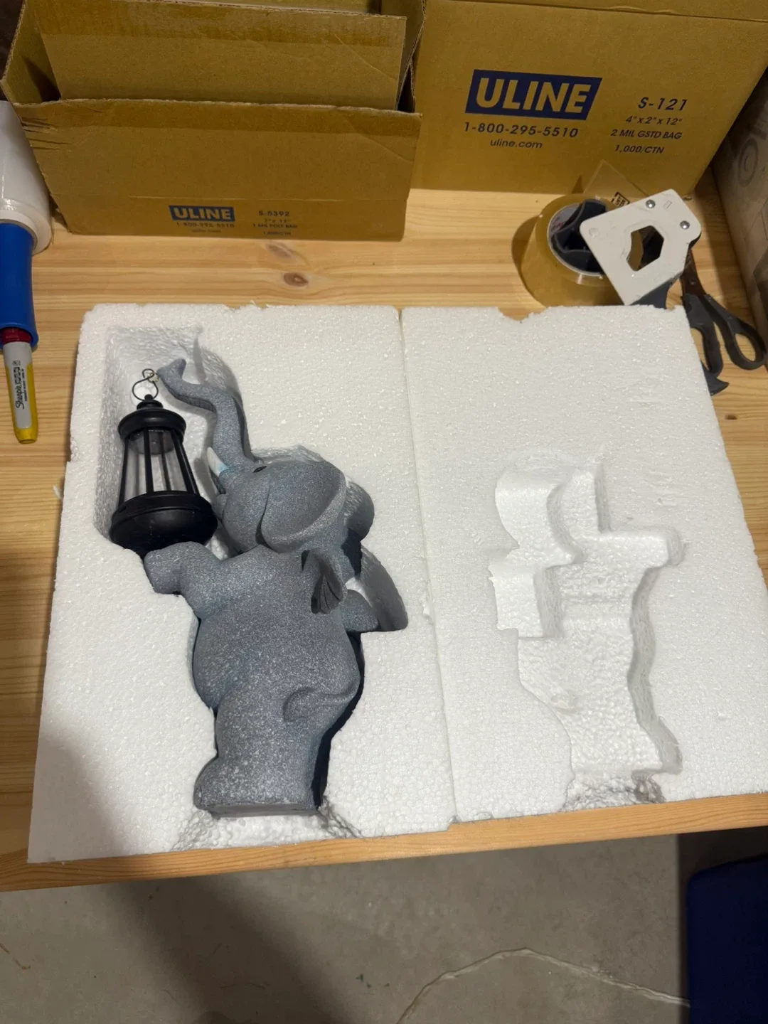 New in box! Solar Garden 12” Elephant Decor with Light image indicator(2)