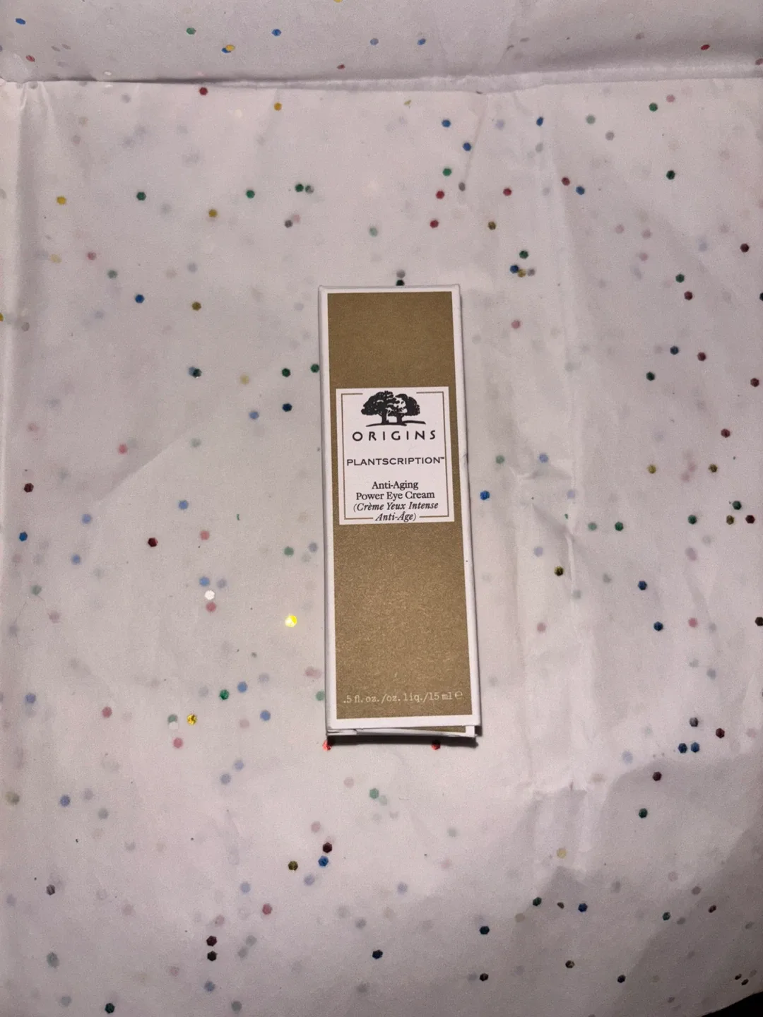 MAC Cosmetics Bundle - Eyeshadow, Cream, Foundation & More! image indicator(4)