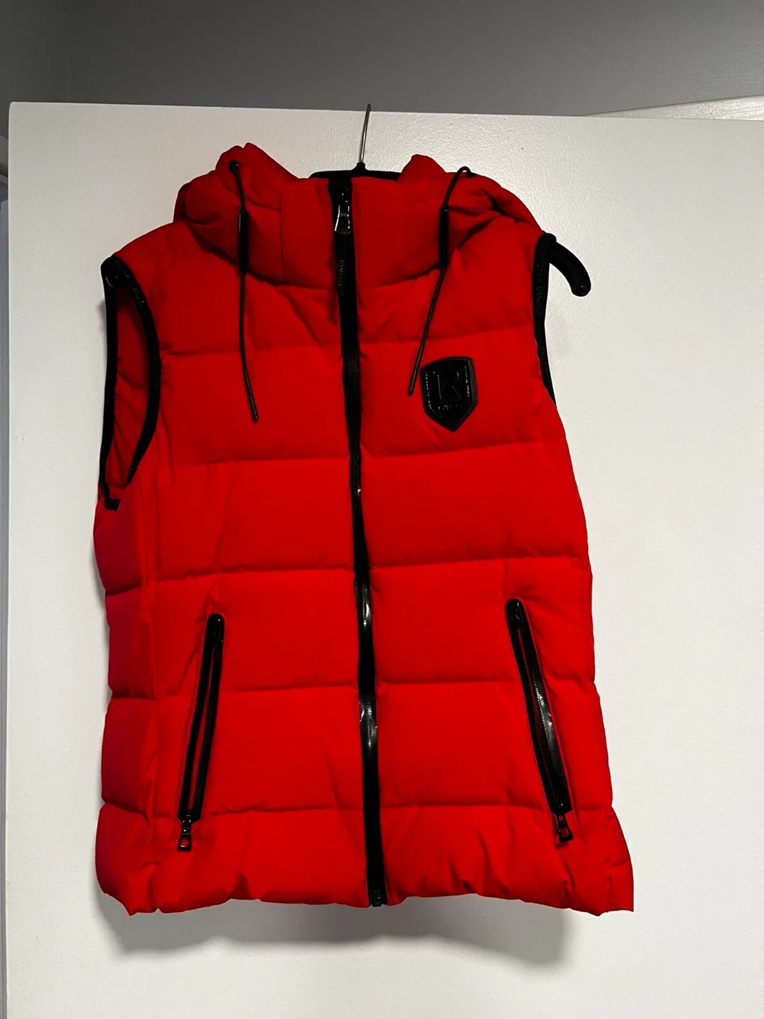 Rudsak Red Puffer Vest🌺 thumbnail