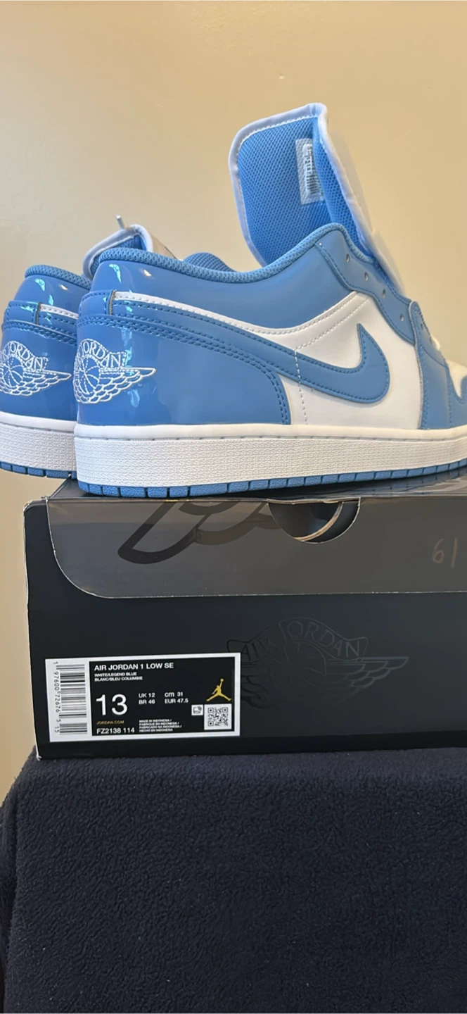 Air Jordan 1 Low SE Bleached Aqua Size 13 - New! - photo 2