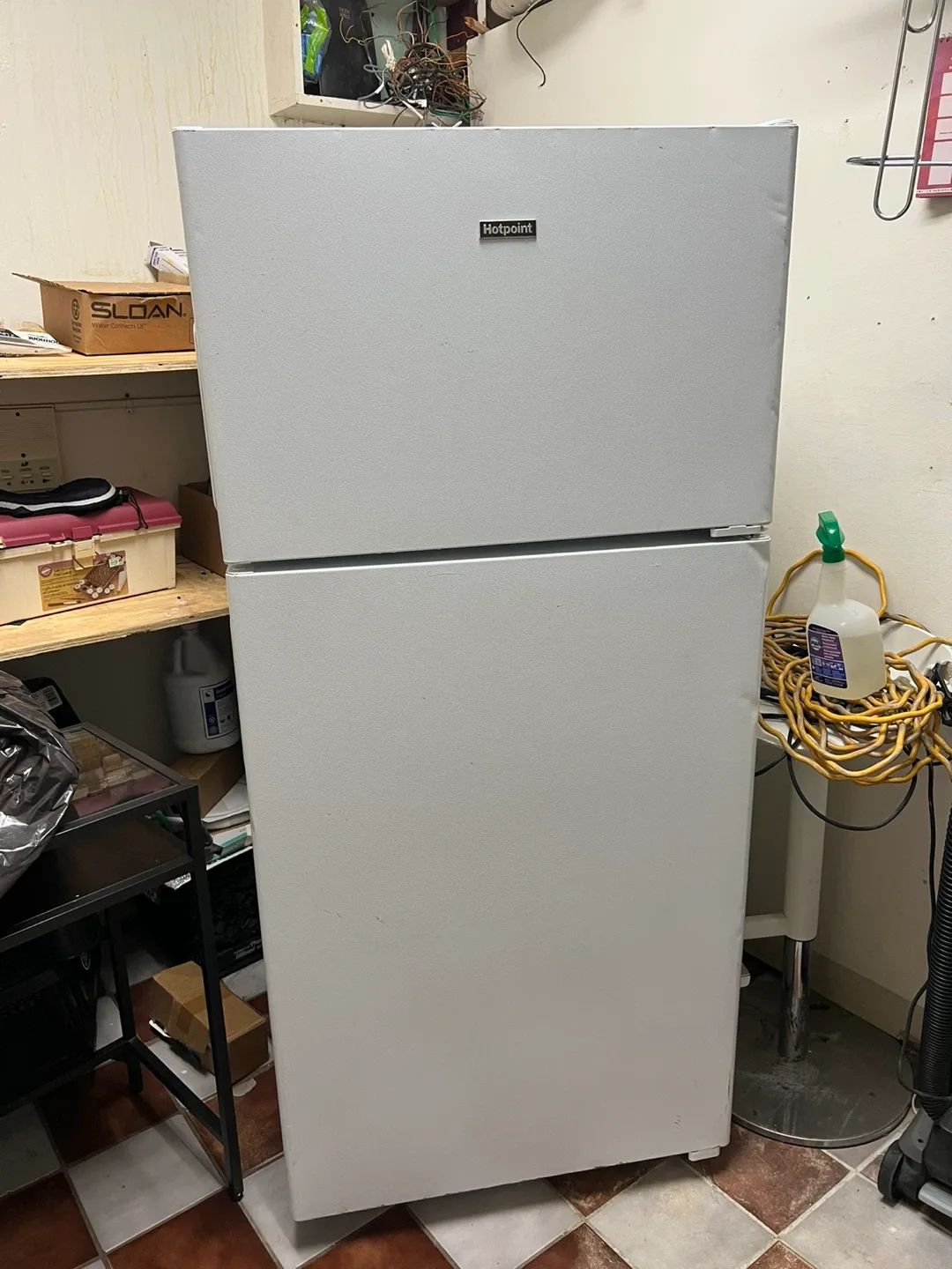 Hotpoint Top Freezer Refrigerator - White