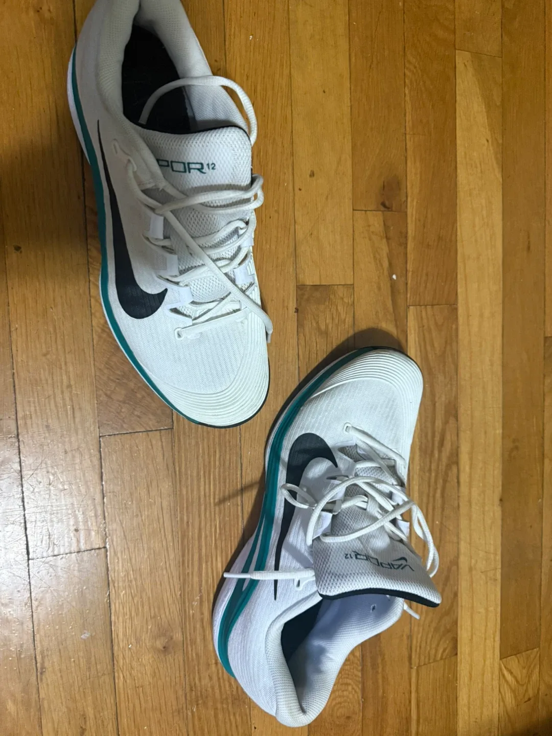 Nike Vapor 12 White Running Shoes size 11 image indicator(2)