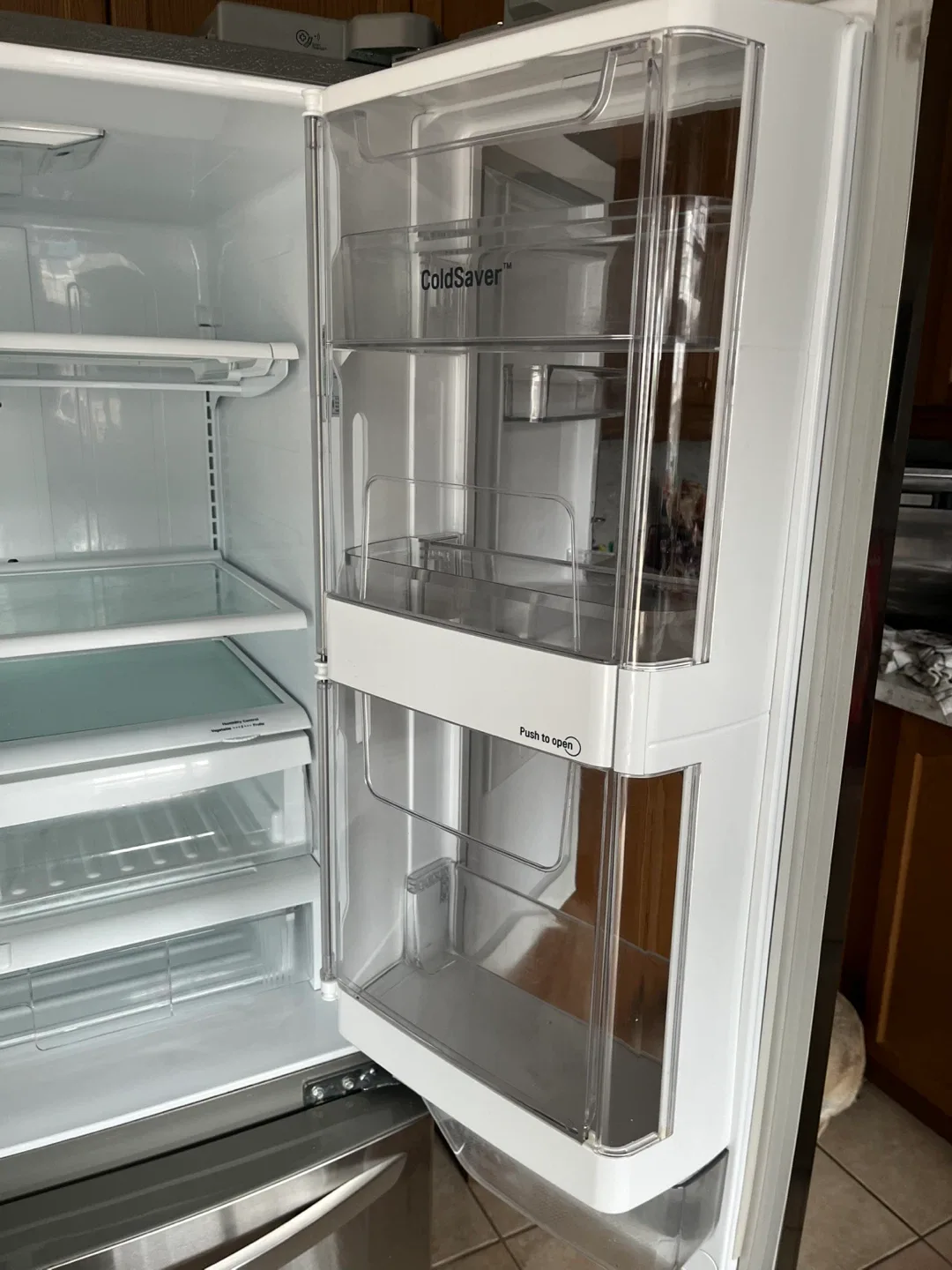 LG French Door Refrigerator image indicator(3)