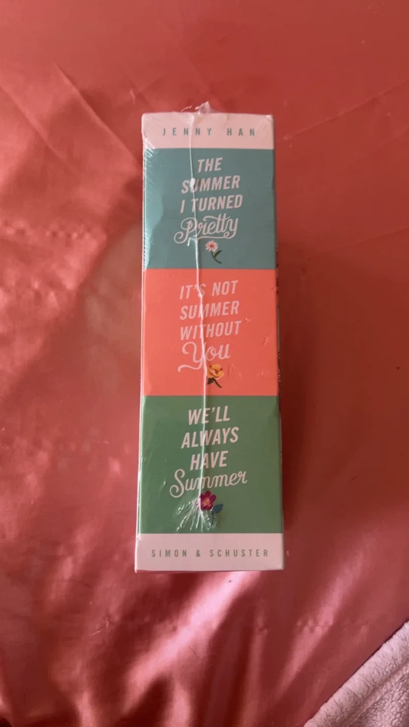 The Summer I Turned Pretty Trilogy - Jenny Han (New) image indicator(4)