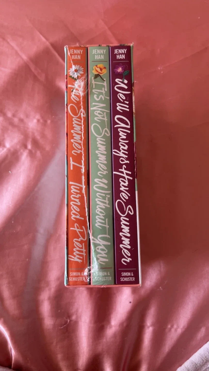 The Summer I Turned Pretty Trilogy - Jenny Han (New) image indicator(3)