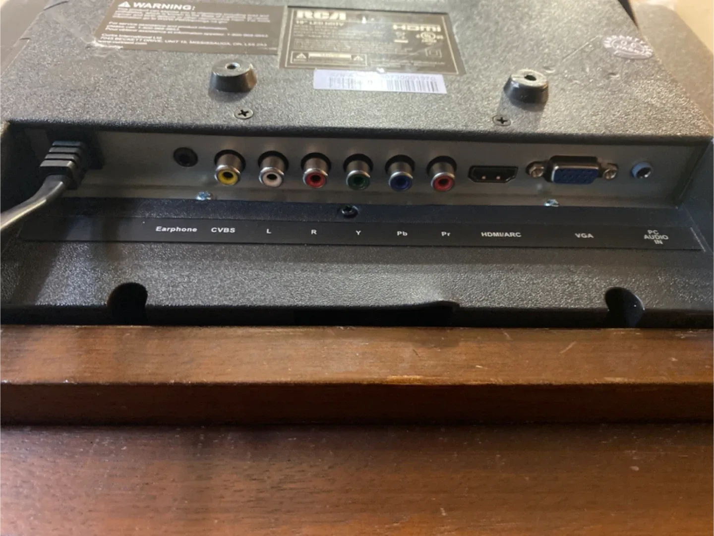 RCA 19" LED HDTV Television image indicator(3)