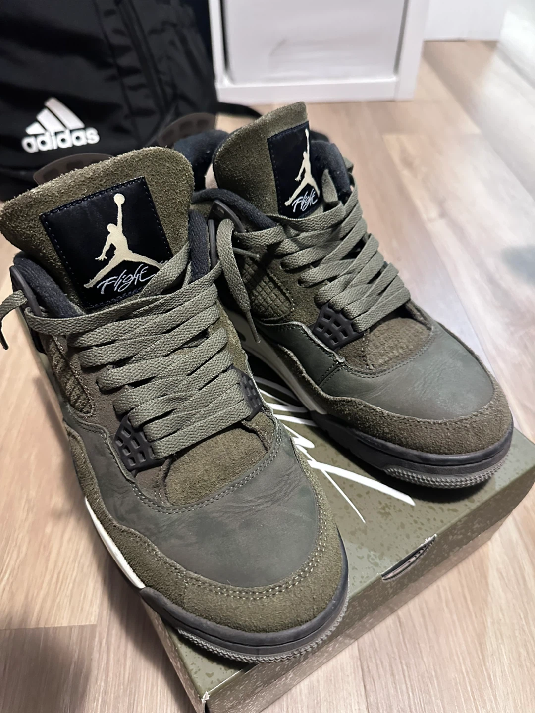 Air Jordan 4 Retro Olive Canvas, Size 9.5 - photo 2