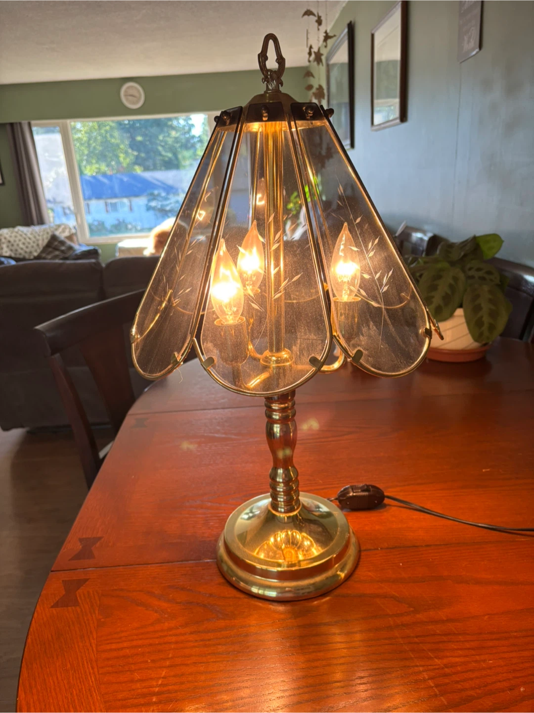 Vintage Brass & Glass Accent Lamp - photo 2