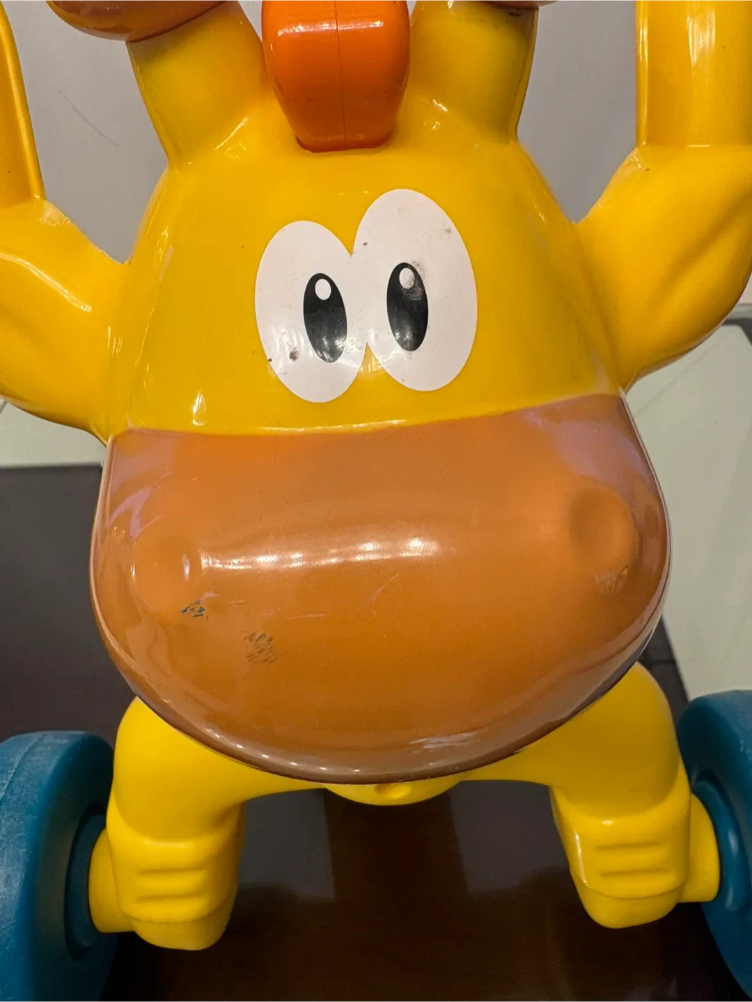 Wheeled Giraffe Toy image indicator(3)