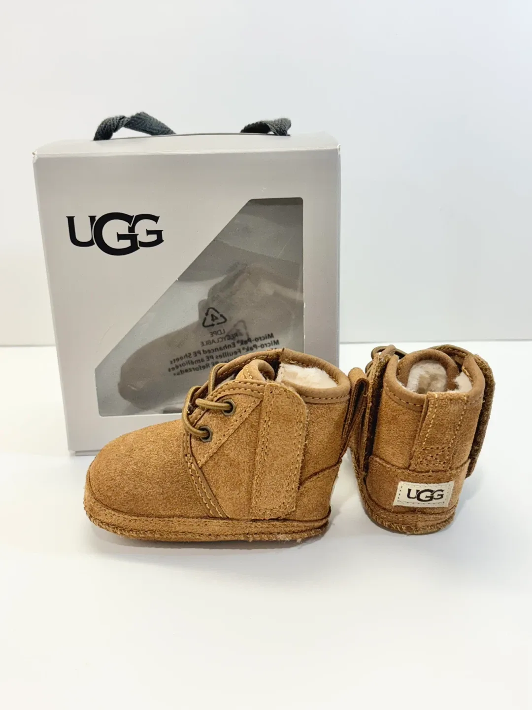 UGG Baby Boots - Size 0.5 - size 0-6 months old thumbnail
