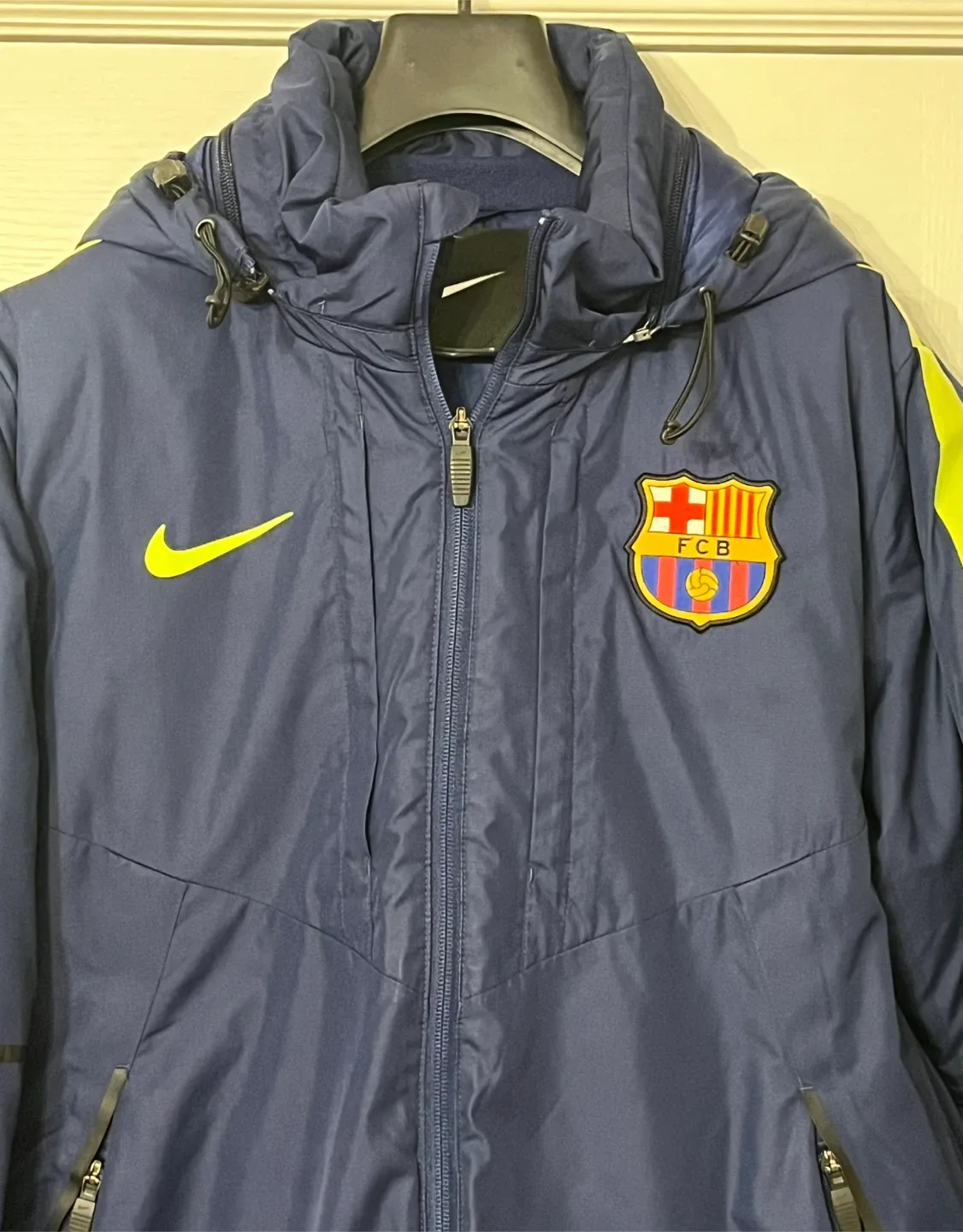 Nike FC Barcelona Storm-FIT Puffer Jacket Winter Parka image indicator(2)